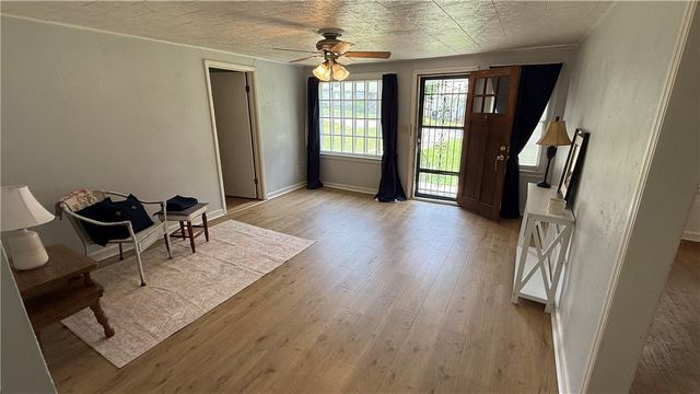 408 Center Avenue, Harrison, AR 72601