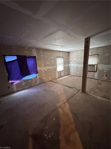 614 Tucker Street, Burlington, NC 27215