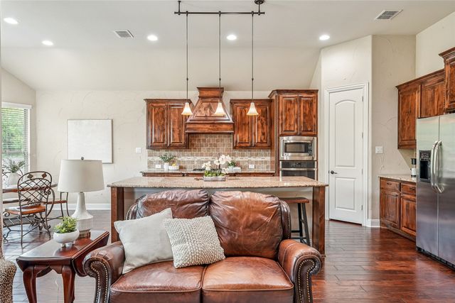 2802 Sherwood Drive, Trophy Club, TX 76262