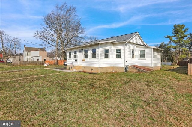 923 MIFFLIN ST, Columbia, PA 17512
