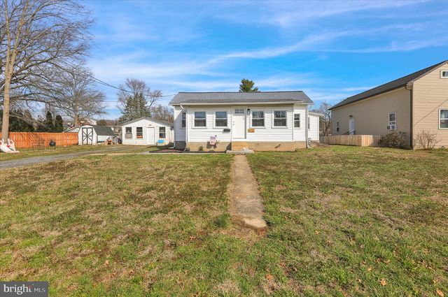 923 MIFFLIN ST, Columbia, PA 17512