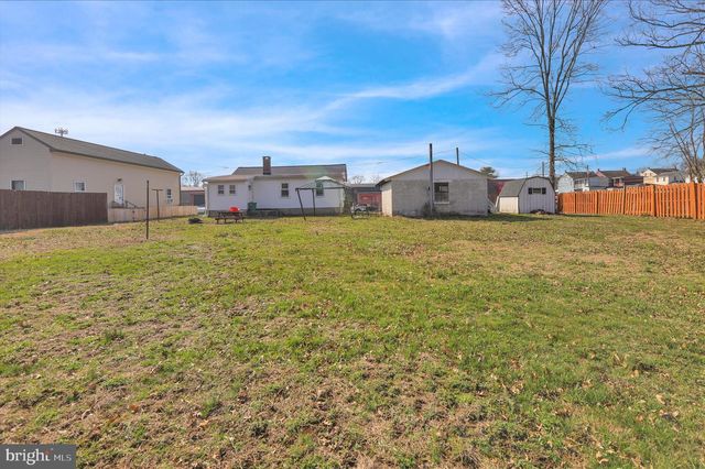 923 MIFFLIN ST, Columbia, PA 17512