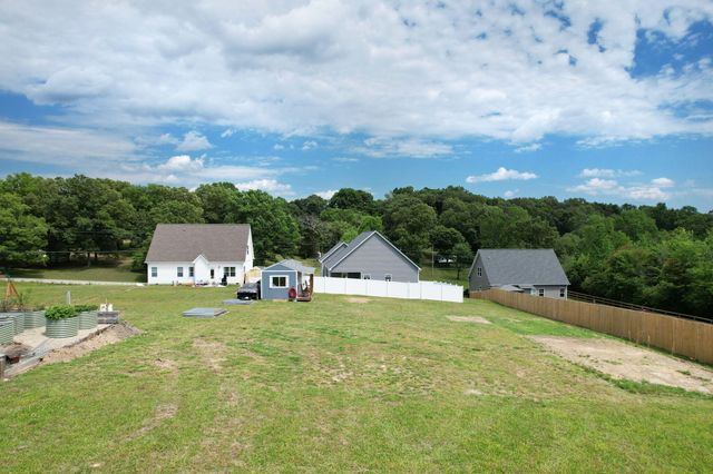 11741 Dolly Pond Road, Birchwood, TN 37308