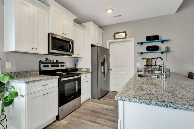 11741 Dolly Pond Road, Birchwood, TN 37308