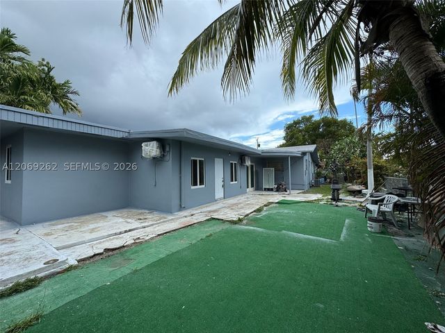 3171 SW 26th St 3, Miami, FL 33133
