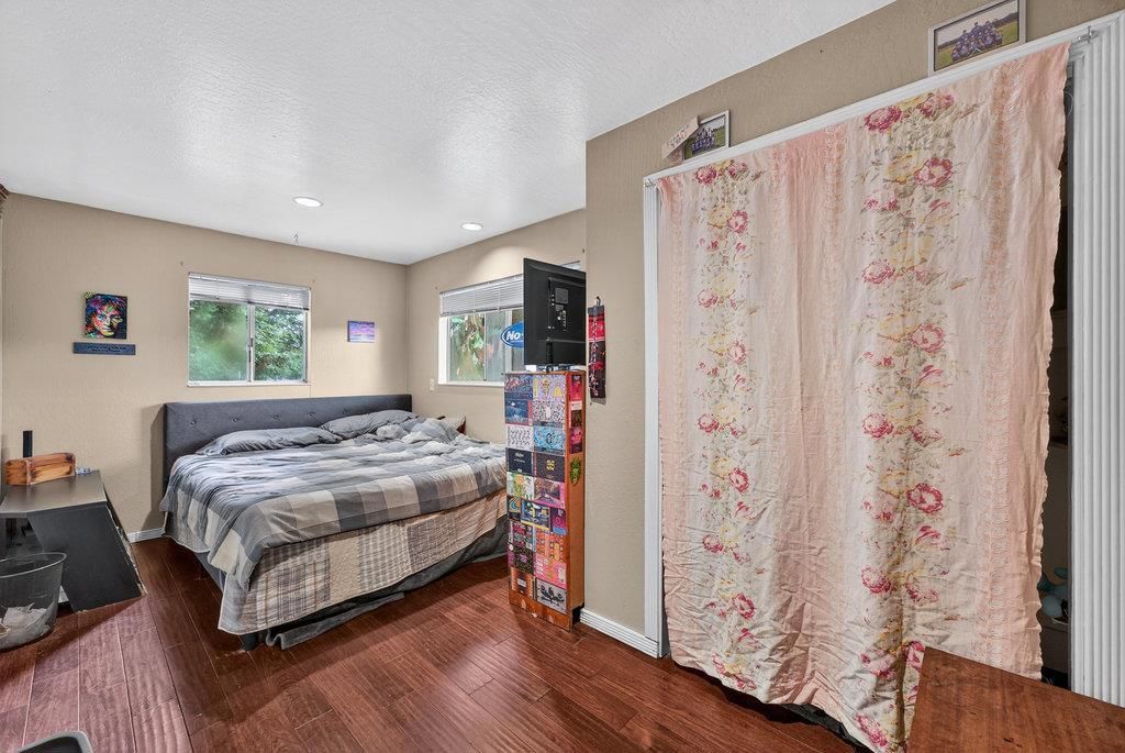 Image 18 of property listing at 885 Larkin Valley Road, Watsonville, CA 95076
