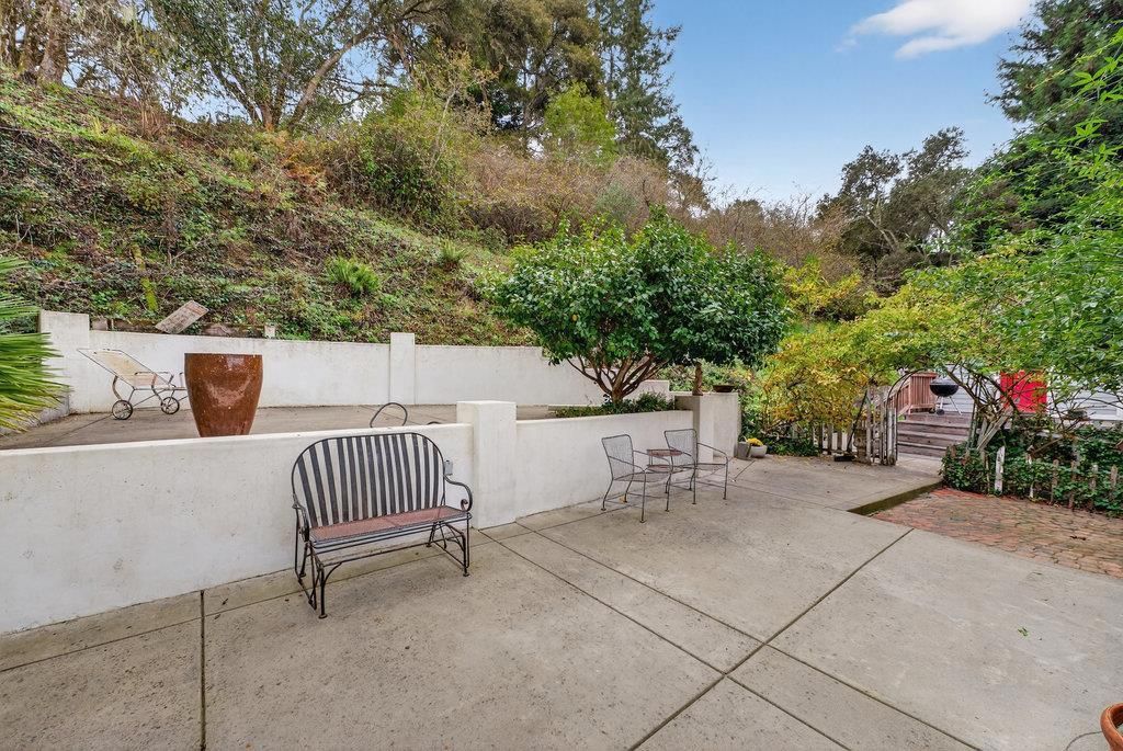 Image 24 of property listing at 885 Larkin Valley Road, Watsonville, CA 95076