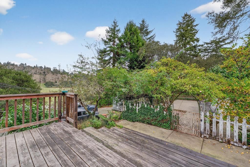Image 28 of property listing at 885 Larkin Valley Road, Watsonville, CA 95076