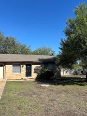 806 Judy DR B, Georgetown, TX 78628