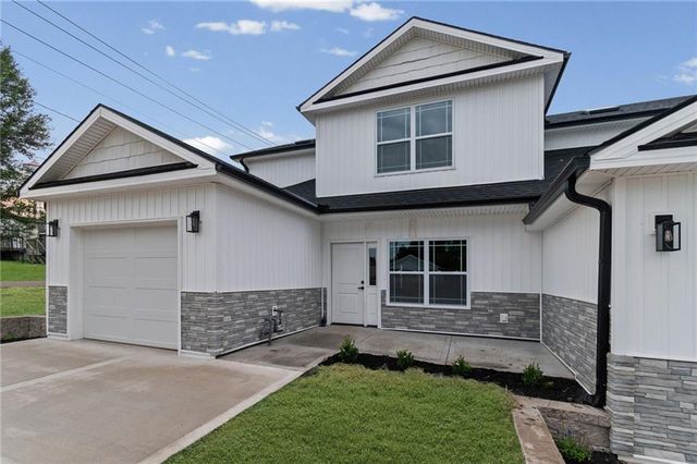 113 E 3rd Street, Lawson, MO 64062