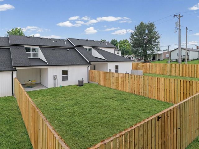 113 E 3rd Street, Lawson, MO 64062