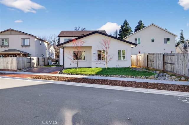 974 Bertino 2, Chico, CA 95973