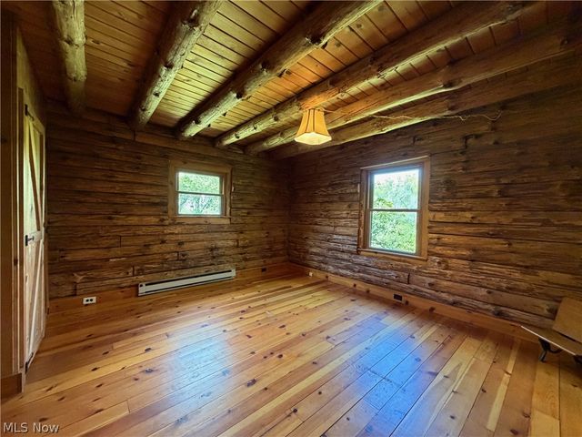 13665 Clover Lake Drive, Chardon, OH 44024