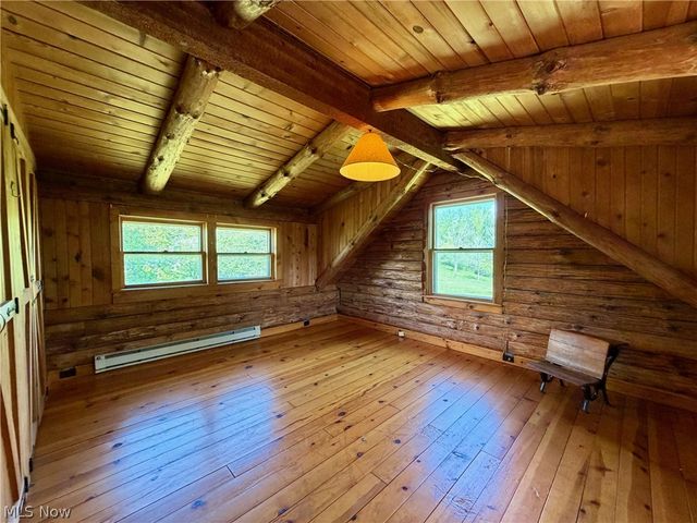 13665 Clover Lake Drive, Chardon, OH 44024