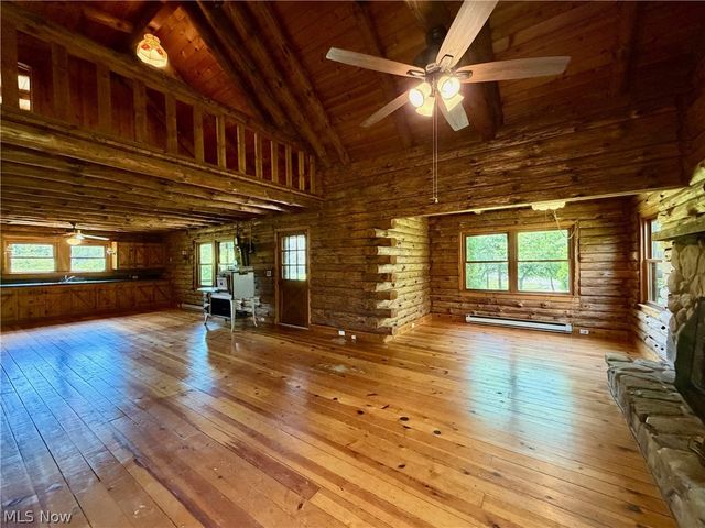 13665 Clover Lake Drive, Chardon, OH 44024