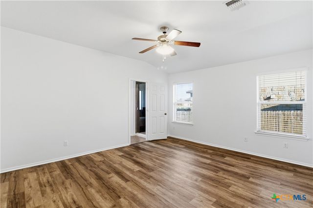 1115 Garden Green Drive, Temple, TX 76502