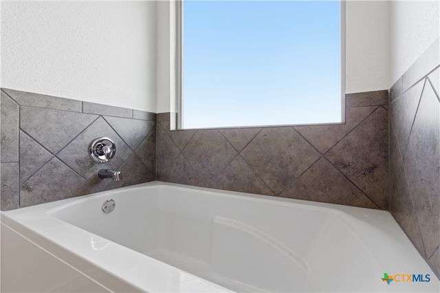 1115 Garden Green Drive, Temple, TX 76502