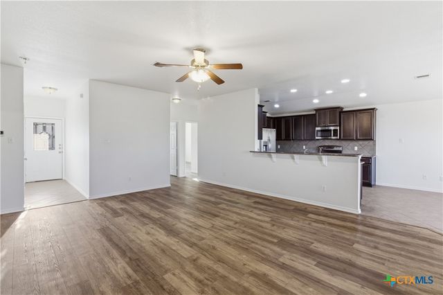 1115 Garden Green Drive, Temple, TX 76502
