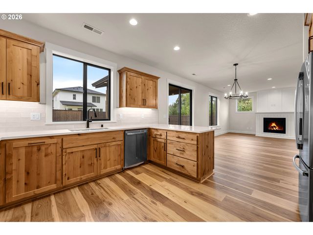 916 Se 35TH St, Battle Ground, WA 98604