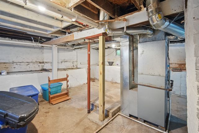 3421 Amherst Street, Des Moines, IA 50313