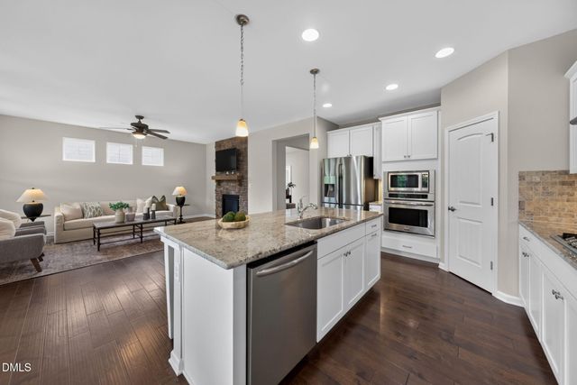 1013 Cadence Lane, Durham, NC 27703