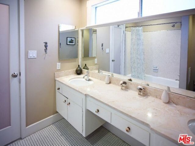 32 N Venice Boulevard, Venice (los Angeles), CA 90291