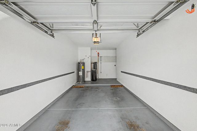 10247 N 12TH Place 2, Phoenix, AZ 85020