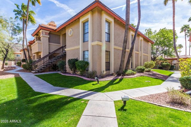 10247 N 12TH Place 2, Phoenix, AZ 85020