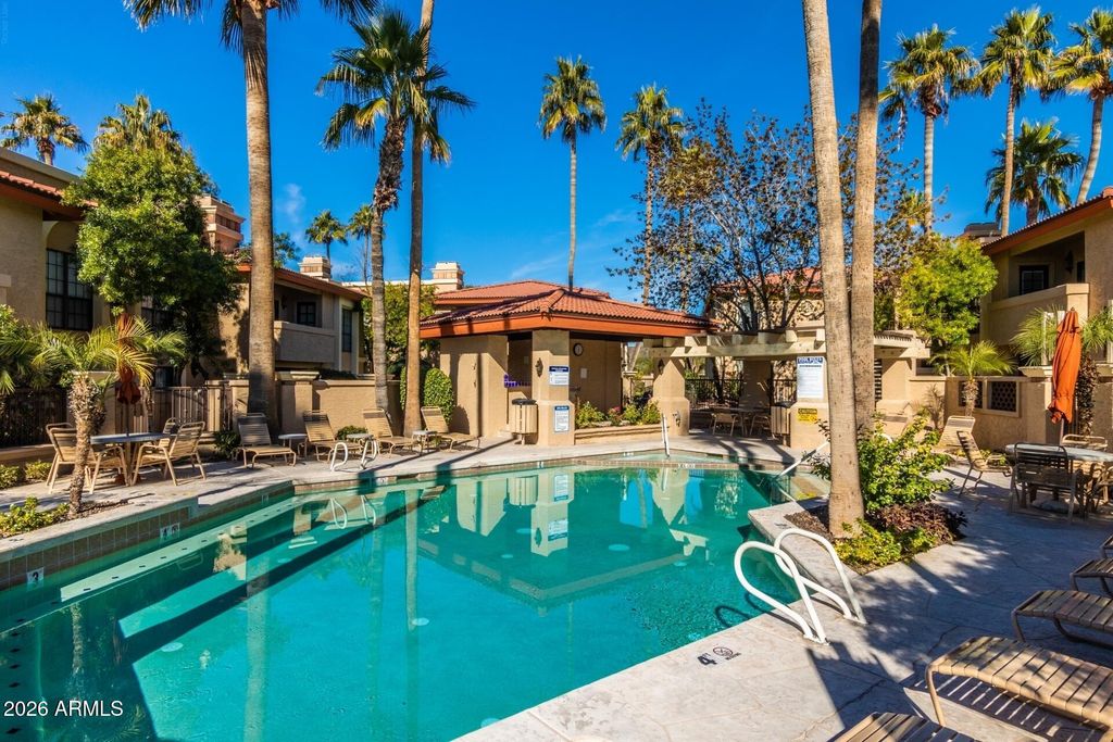 10247 N 12TH Place 2, Phoenix, AZ 85020