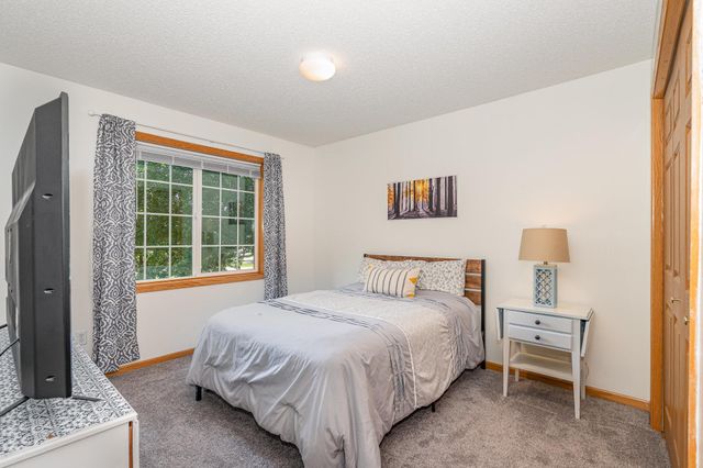 5244 207th Street N, Forest Lake, MN 55025