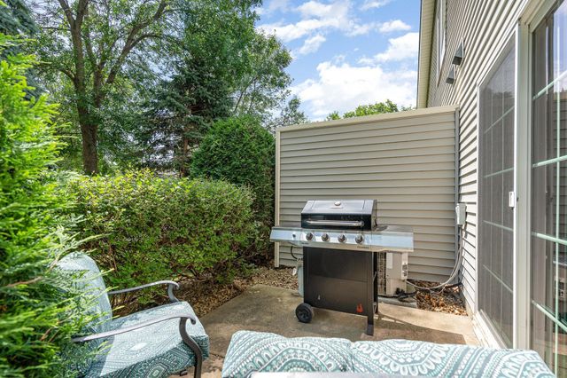 5244 207th Street N, Forest Lake, MN 55025