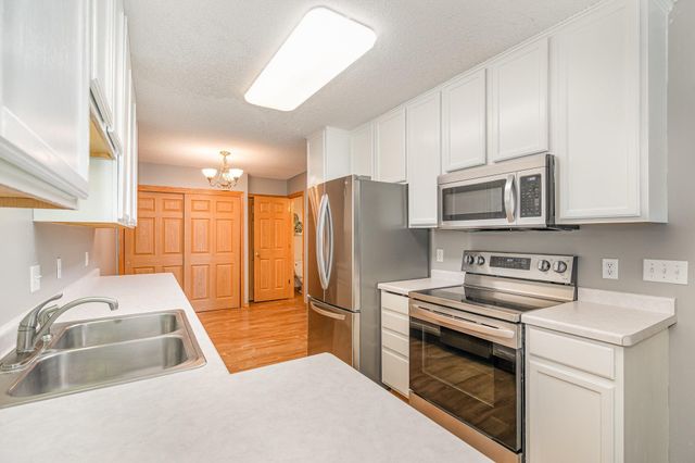 5244 207th Street N, Forest Lake, MN 55025