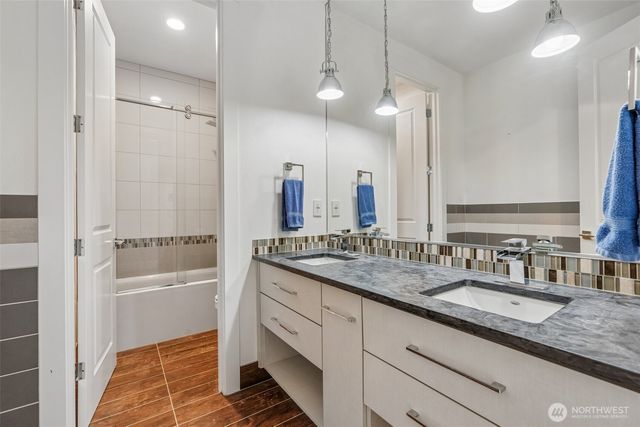 9500 NE 111th Street, Vancouver, WA 98662