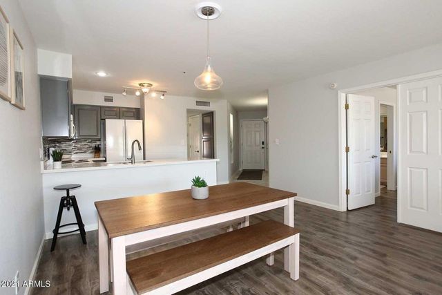 10080 E Mountainview Lake Drive 330, Scottsdale, AZ 85258