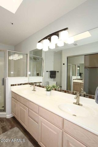 10080 E Mountainview Lake Drive 330, Scottsdale, AZ 85258