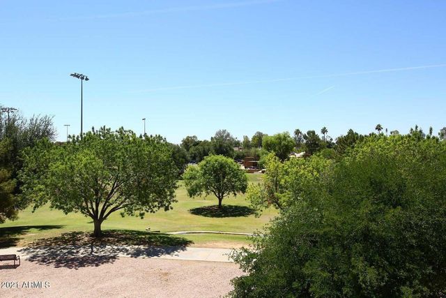 10080 E Mountainview Lake Drive 330, Scottsdale, AZ 85258