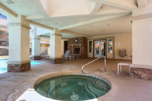 10080 E Mountainview Lake Drive 330, Scottsdale, AZ 85258