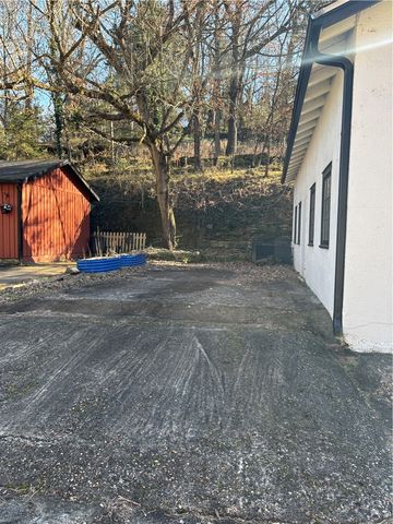 157 Main Street, Eureka Springs, AR 72632