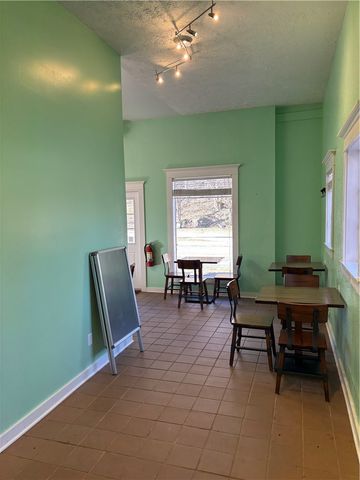 157 Main Street, Eureka Springs, AR 72632