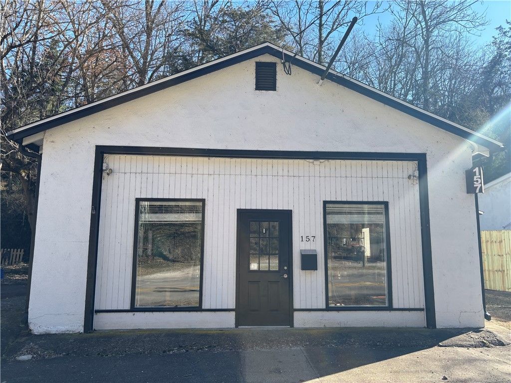 157 Main Street, Eureka Springs, AR 72632