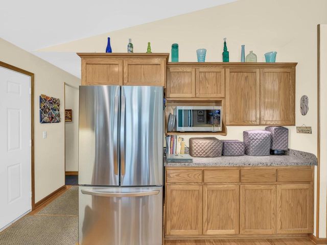 966 Bay View CIRCLE, Mukwonago, WI 53149