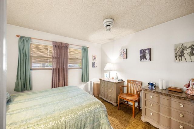 357 S 4th Ave, Oakdale, CA 95361