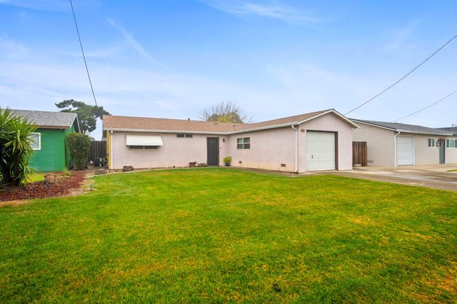 357 S 4th Ave, Oakdale, CA 95361