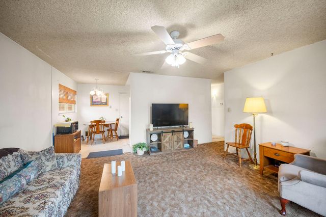 357 S 4th Ave, Oakdale, CA 95361