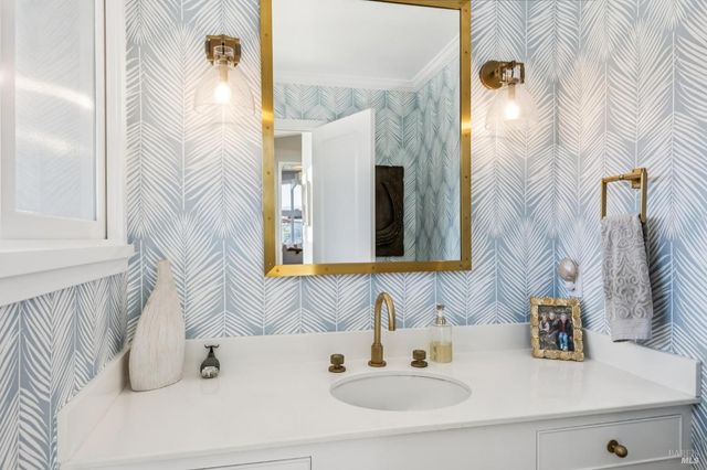 7 Britton Ave, Belvedere, CA 94920