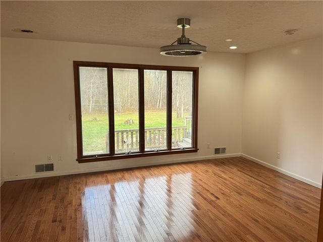 334 Gilmore Road, Clarkson, NY 14420