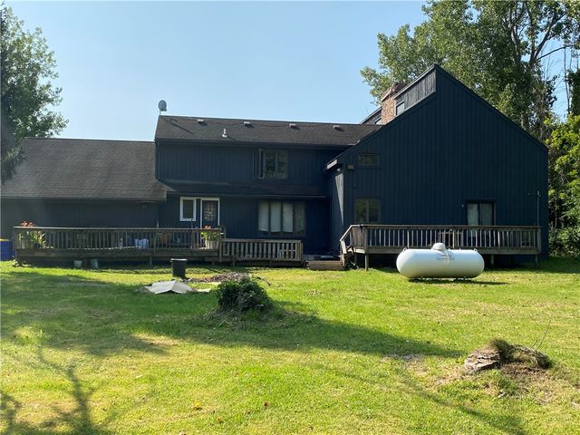 334 Gilmore Road, Clarkson, NY 14420