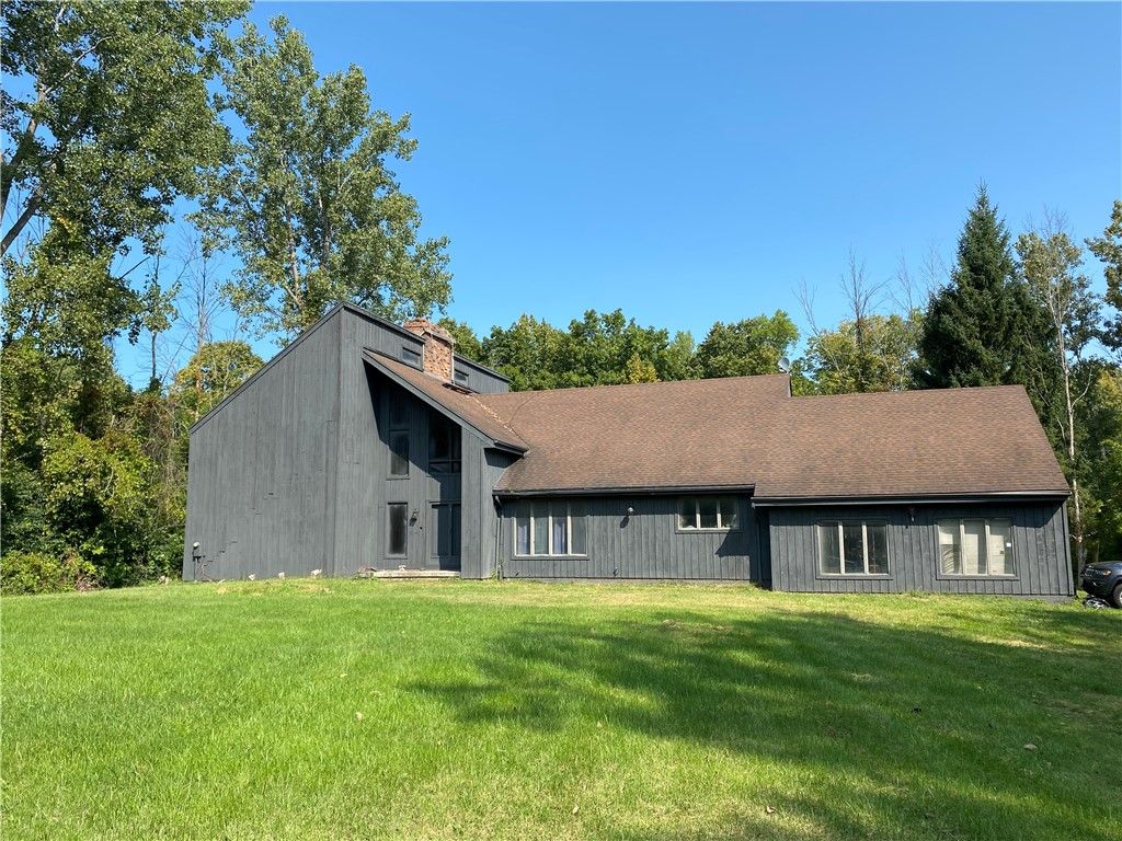 334 Gilmore Road, Clarkson, NY 14420
