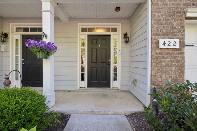 422 Manor Row, Pleasant View, TN 37146