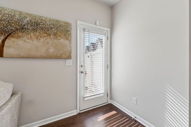 422 Manor Row, Pleasant View, TN 37146